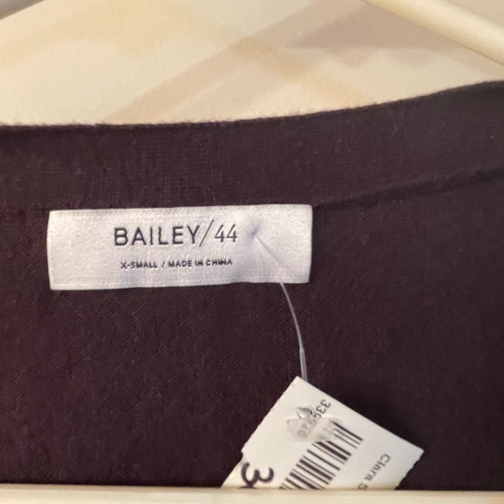 Bailey 44 Clara sweater eggplant with black lace - Picture 5 of 6